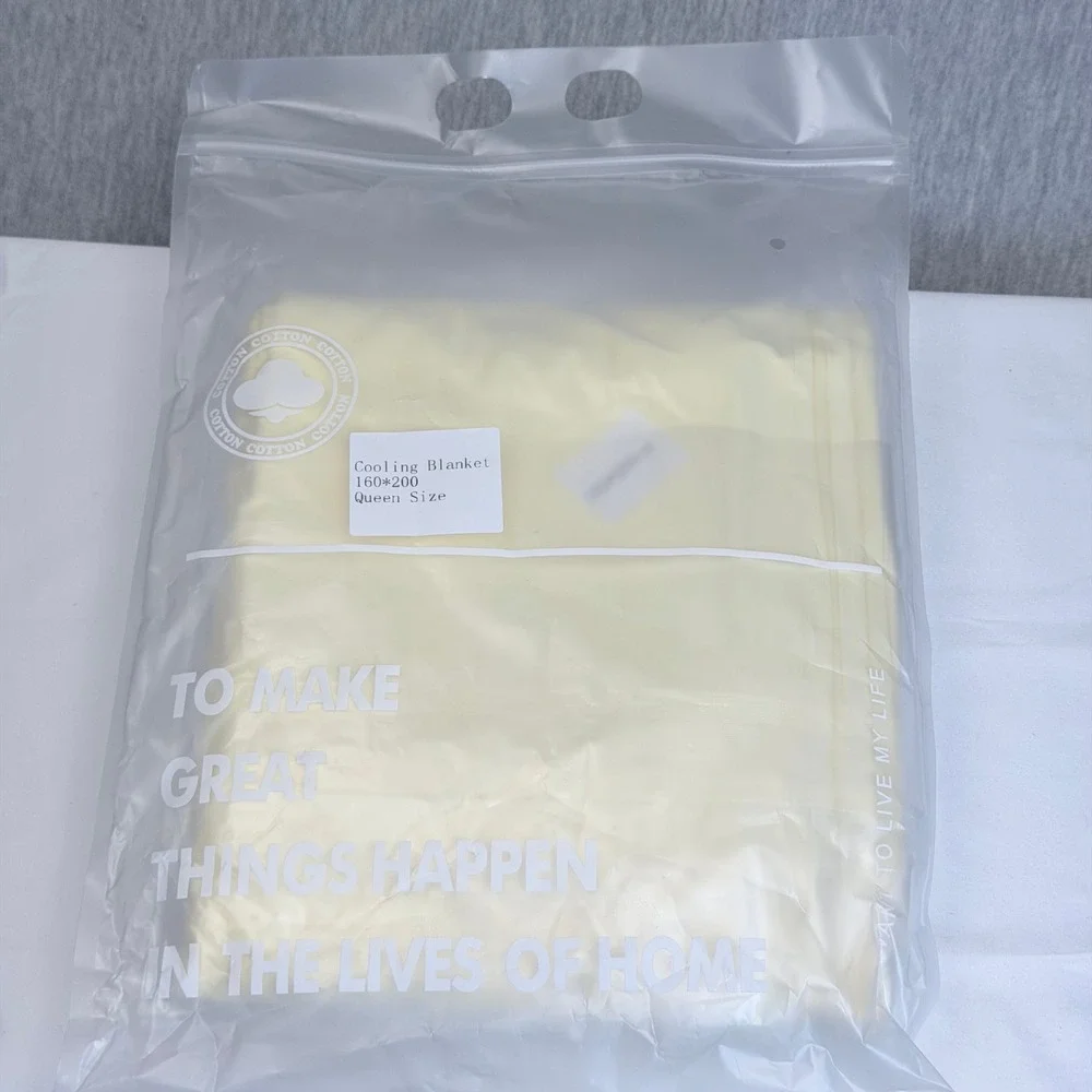 Queen Size Cooling Blanket 160x200 Pale Yellow Cotton Breathable Bedding